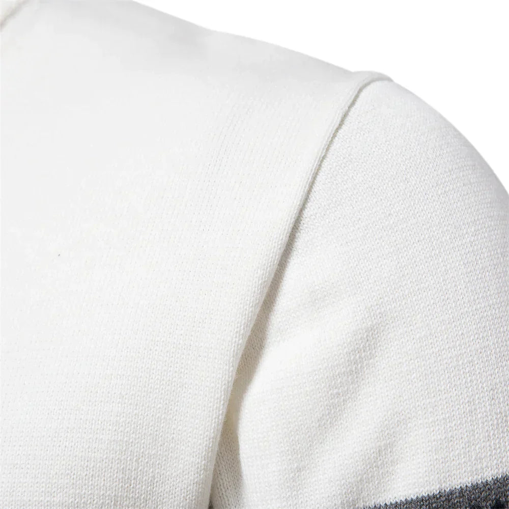 Prémium Retro-Mintázat Pulóver - Leo