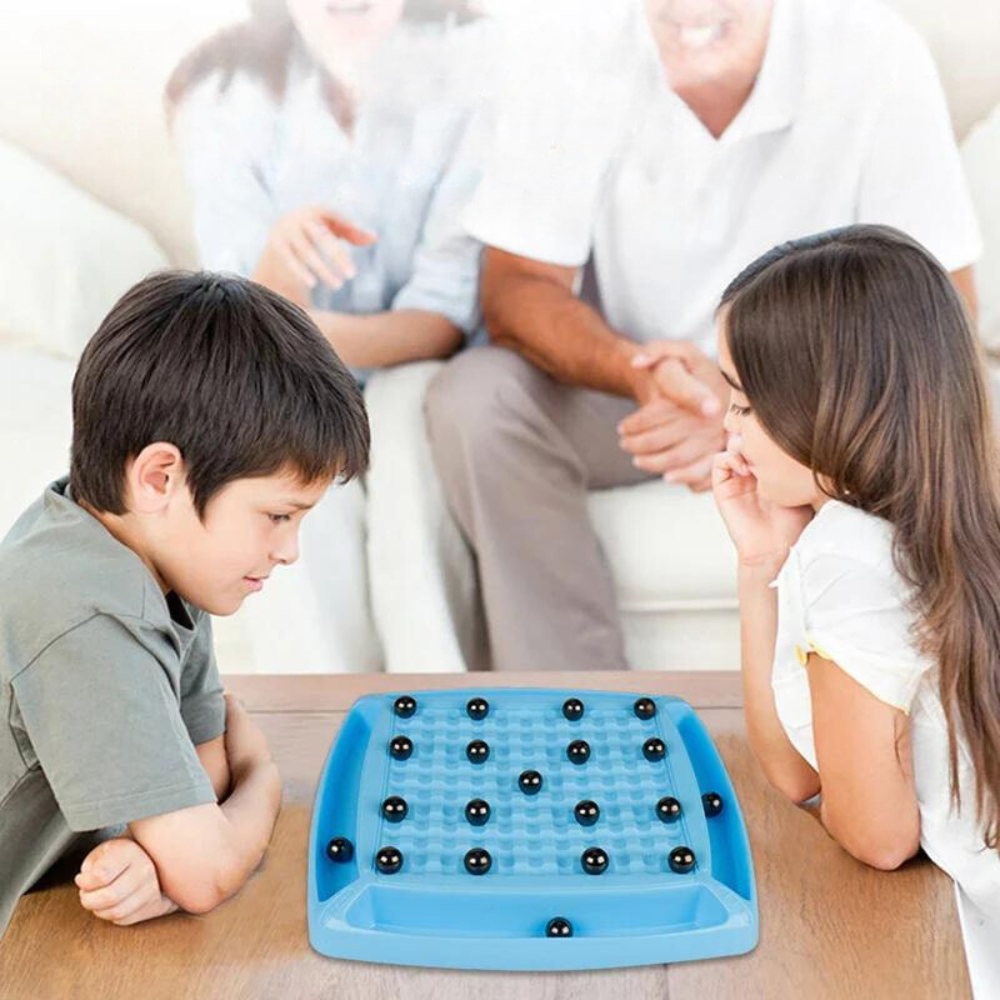 Mágneses stratégiai társasjáték – GridMind