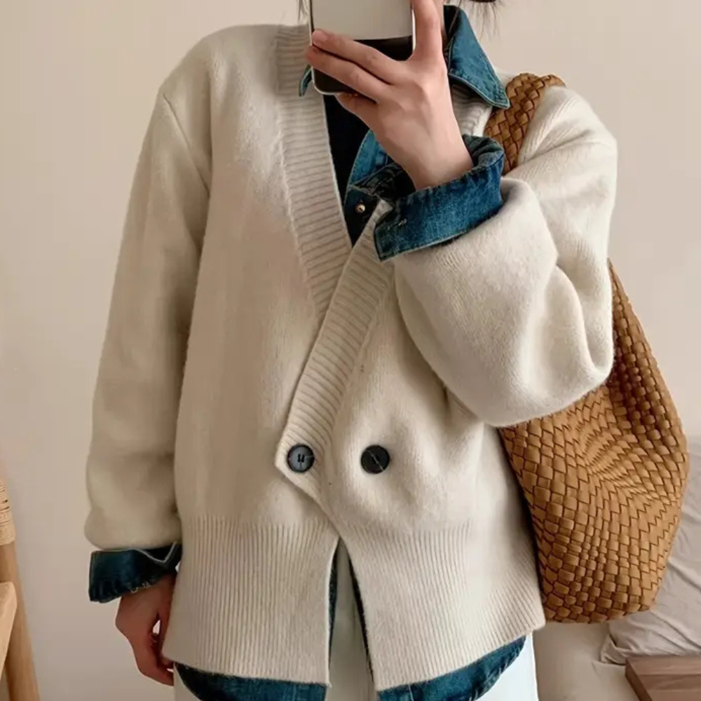 Stílusos Bézs Kötött Kardigán Nőknek - Vera