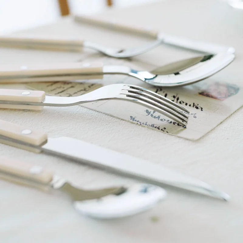 24 darabos rozsdamentes acél evőeszközkészlet gravírozott designnal - BistroLine