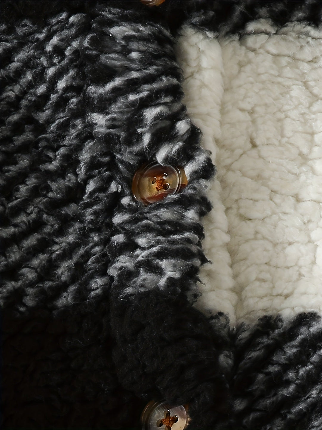 Rowie gyerekeknek készült puha, kockás plüssdzseki – ideális hűvös napokra