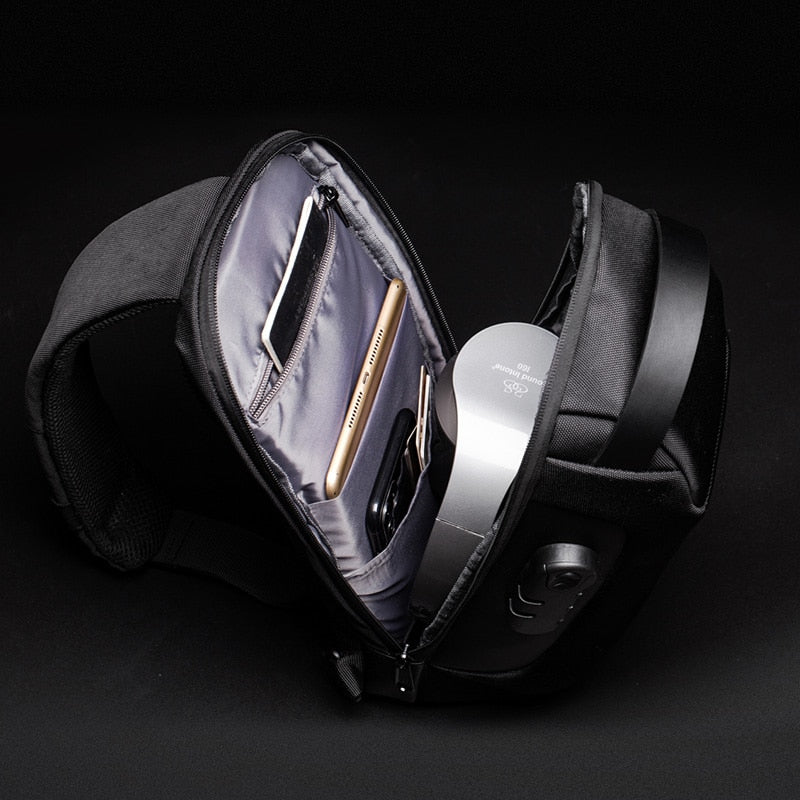 Kompakt, vízálló keresztpántos táska férfiaknak – Lopásgátló USB töltéssel