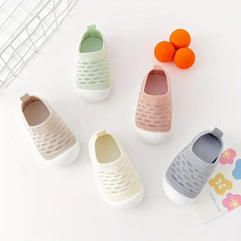 FlexiSteps – Lélegző Mezítlábas Cipő Kisdedeknek