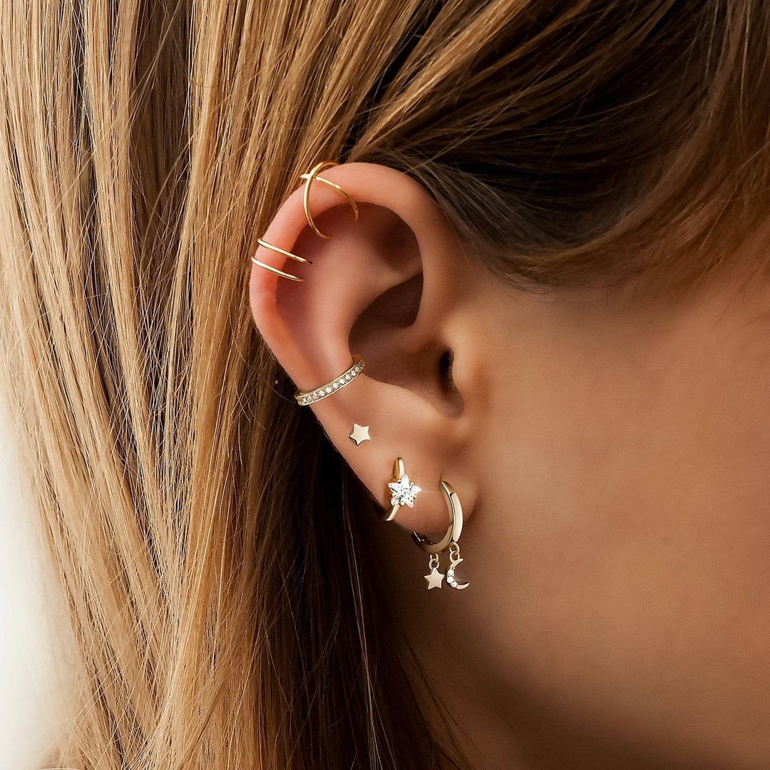 Széles körfülbevalók csillag zirkóniával - Lunara