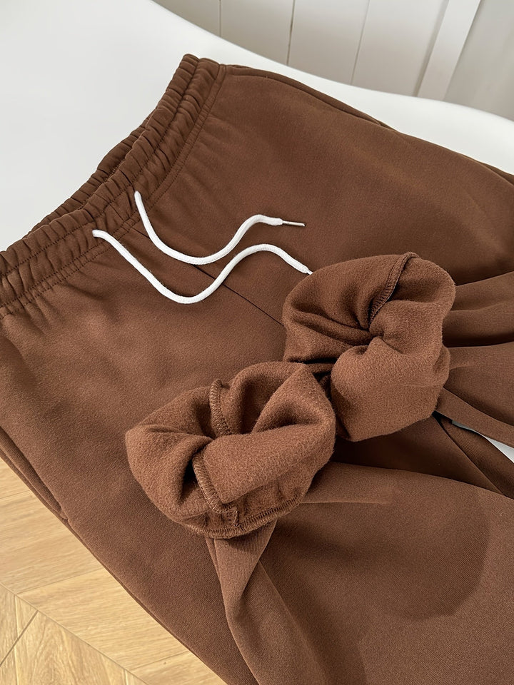 Kényelmes és trendi 2 részes kocogó szett - Elara