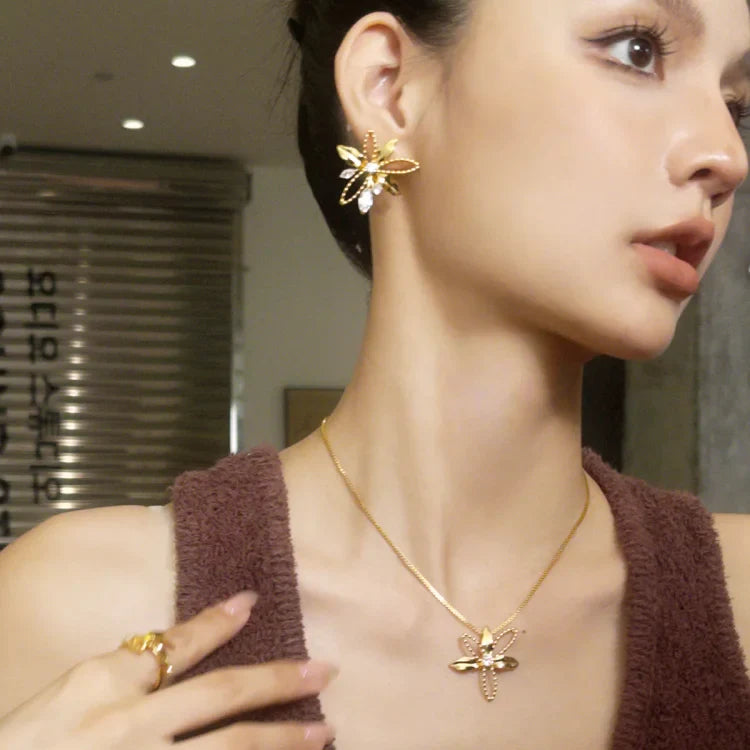 Liliom levelek Fülbevalók - Floriana