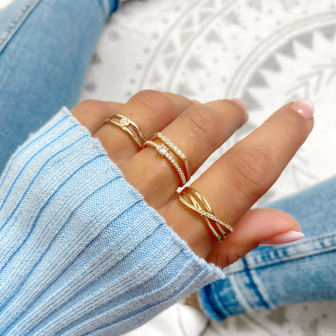 Stílusos Gyűrű Csillogó Zirkóniával - Sienna