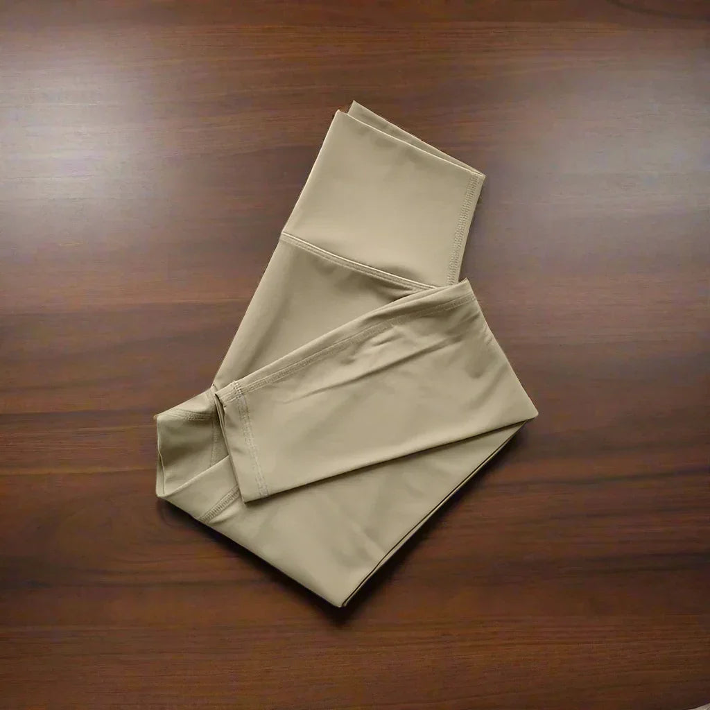 Magas derekú csípőemelő jóga leggings - Aria