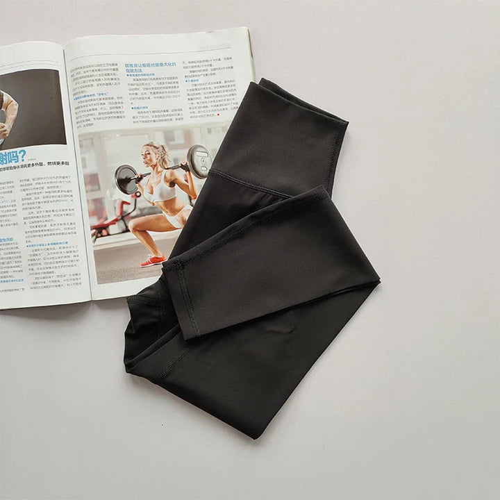 Magas derekú csípőemelő jóga leggings - Aria