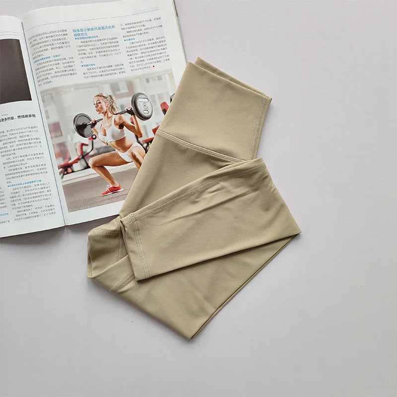 Magas derekú csípőemelő jóga leggings - Aria