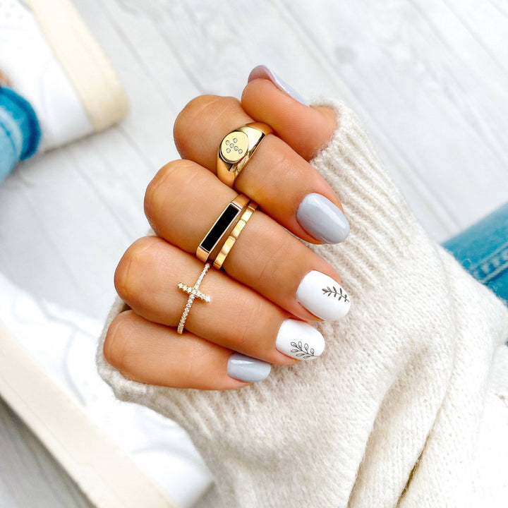 Stílusos Gyűrű Zirkónia Kereszttel - Hit