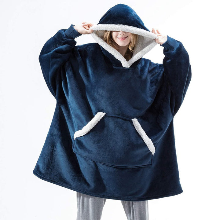 Dunkelblauer Oversize-Hoodie-Decke mit Kapuze, weiches Fleece, gemütlich, warm, Unisex.
