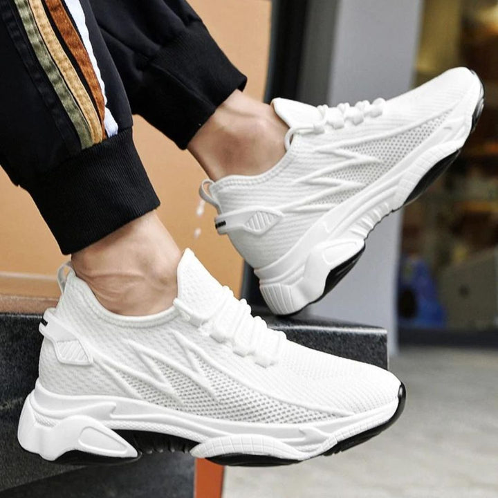 Diszkrét módon emelő férfi sportcipő stílussal – MaxLift Boost