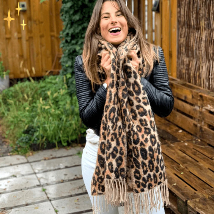 Trendi Leopárdmintás XL Gyapjú Sál - Sophia