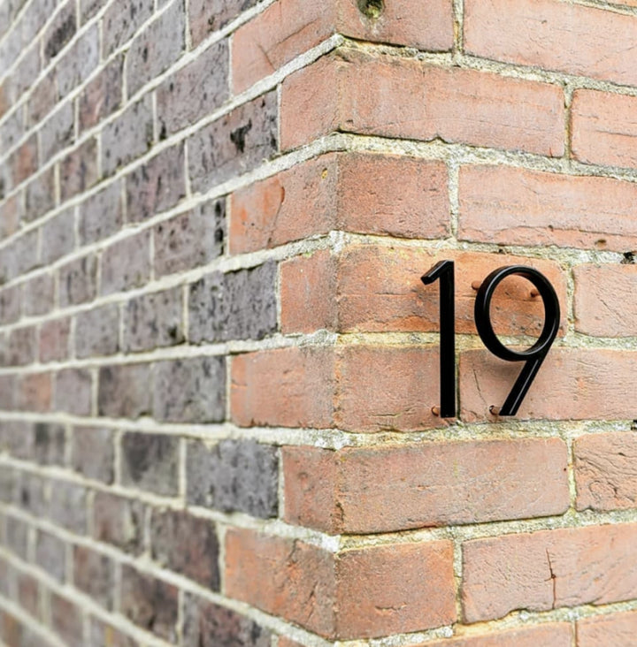 Moderne Fekete Háznumbers Floating Design – Numbré