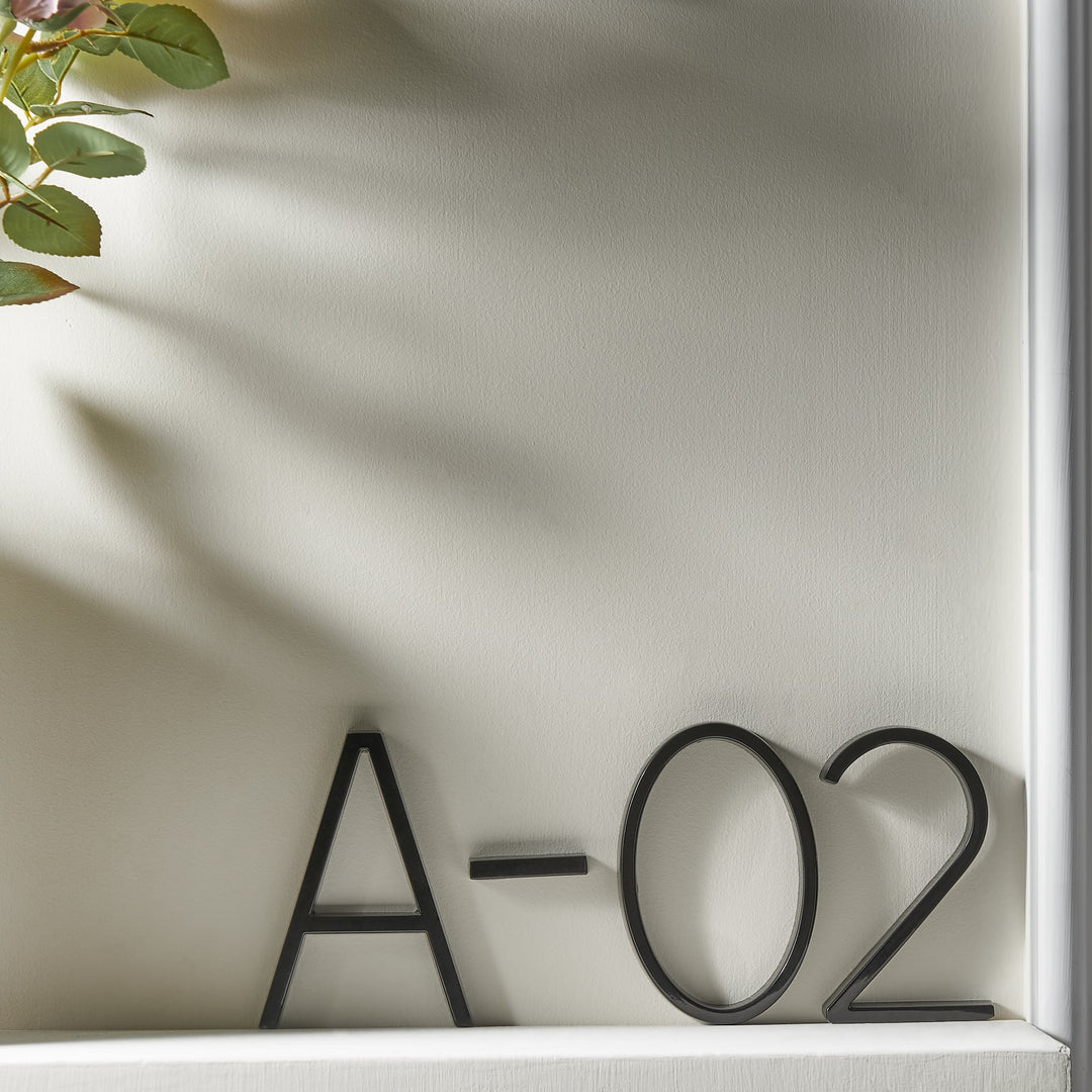 Moderne Fekete Háznumbers Floating Design – Numbré