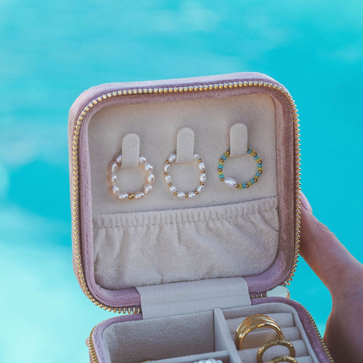 Stílusos gyűrű hölgyeknek - Isle