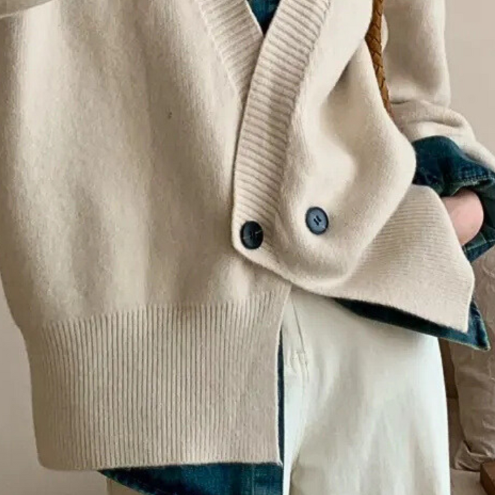 Stílusos Bézs Kötött Kardigán Nőknek - Vera