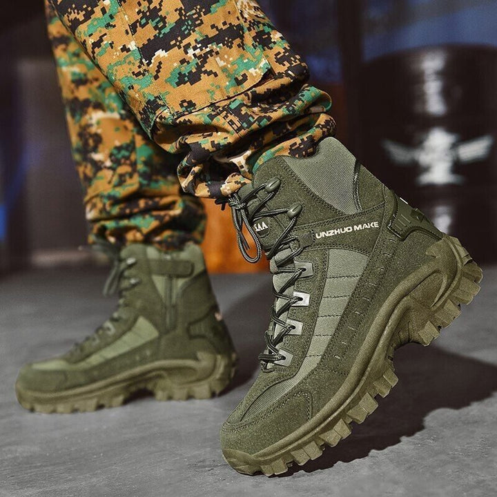 Vízálló Taktikai Munkacsizmák Porvédővel – TrailForce Tactical