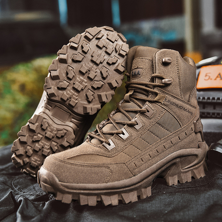 Vízálló Taktikai Munkacsizmák Porvédővel – TrailForce Tactical