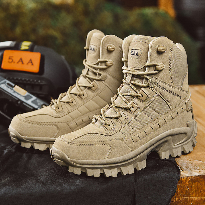 Vízálló Taktikai Munkacsizmák Porvédővel – TrailForce Tactical