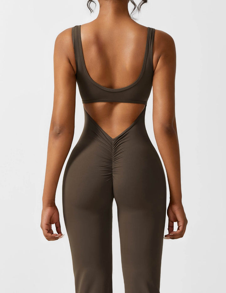 Vissza nélküli jumpsuit, széles szárú nadrággal – Liv