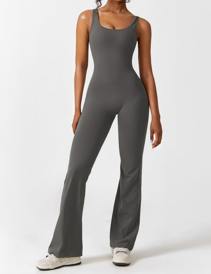 Vissza nélküli jumpsuit, széles szárú nadrággal – Liv